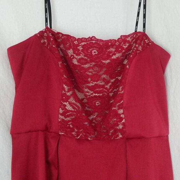 City Chic Strapless Lace Inset Fit & Flare Dress Satin Pockets Red Plus Size - Picture 3 of 12